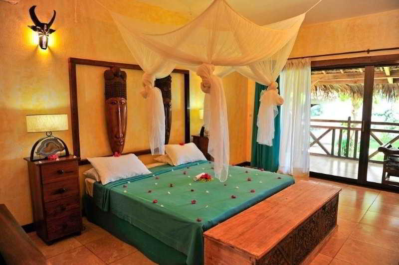 Nosy Be Hotel Exterior photo